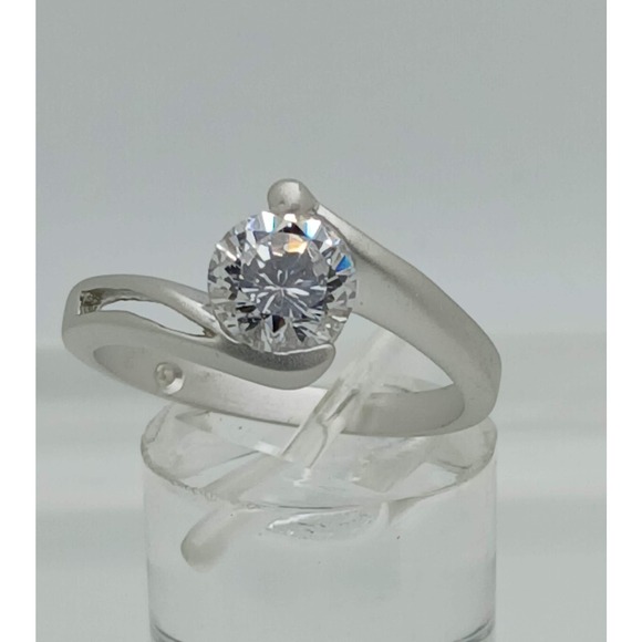 Vintage Jewelry - Vintage 1990's White Gold EP Split Band Satin Finish Solitaire Ring Size 10